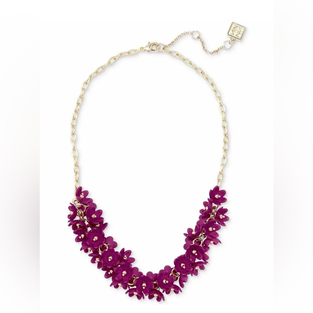NWT Zenzii Gold-Tone Flower Cluster
Statement Necklace, 18" + 3" extender‎